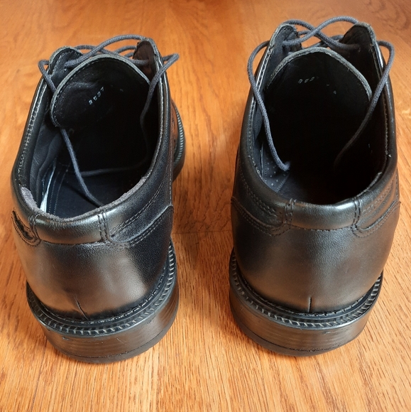 Vintage Stafford Men’s Black Leather Cap Toe Oxford. Made in Italy. Size:9 M - Picture 5 of 8